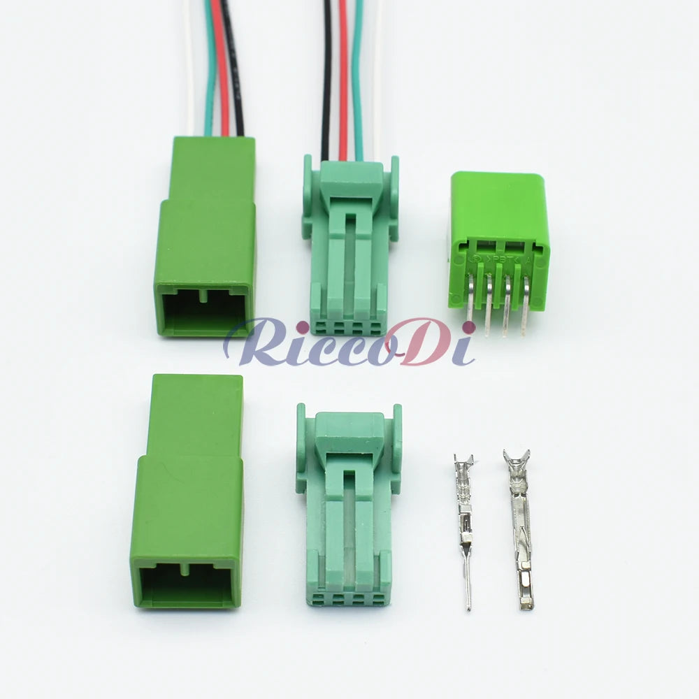 Plastic housing structure of IL-AG5-4S-S3C1 IL-AG5-4P-S3T2 4 pin automotive fog light switch plug daytime running light socket connector