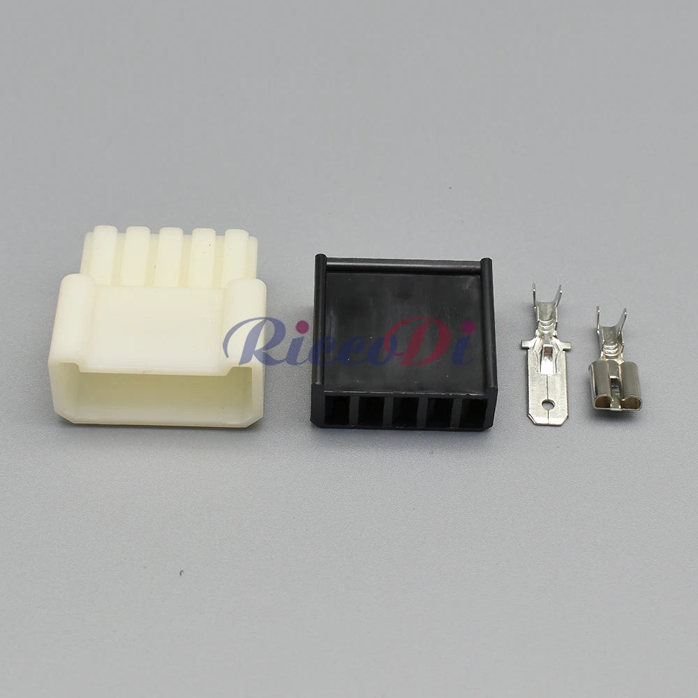 5 pin Citroen glass lift switch connector interface view for car wiring