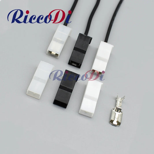 6.3 series automotive wiring harness connector 171809-3 with black and white plastic female plug for reliable vehicle connections