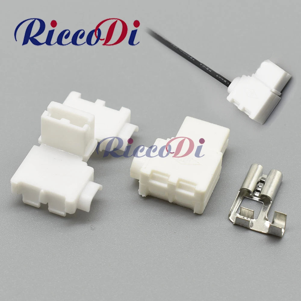Durable spring nylon sheath on 6.3mm automotive female flag plug 176497-1 ensures long-lasting wiring harness protection