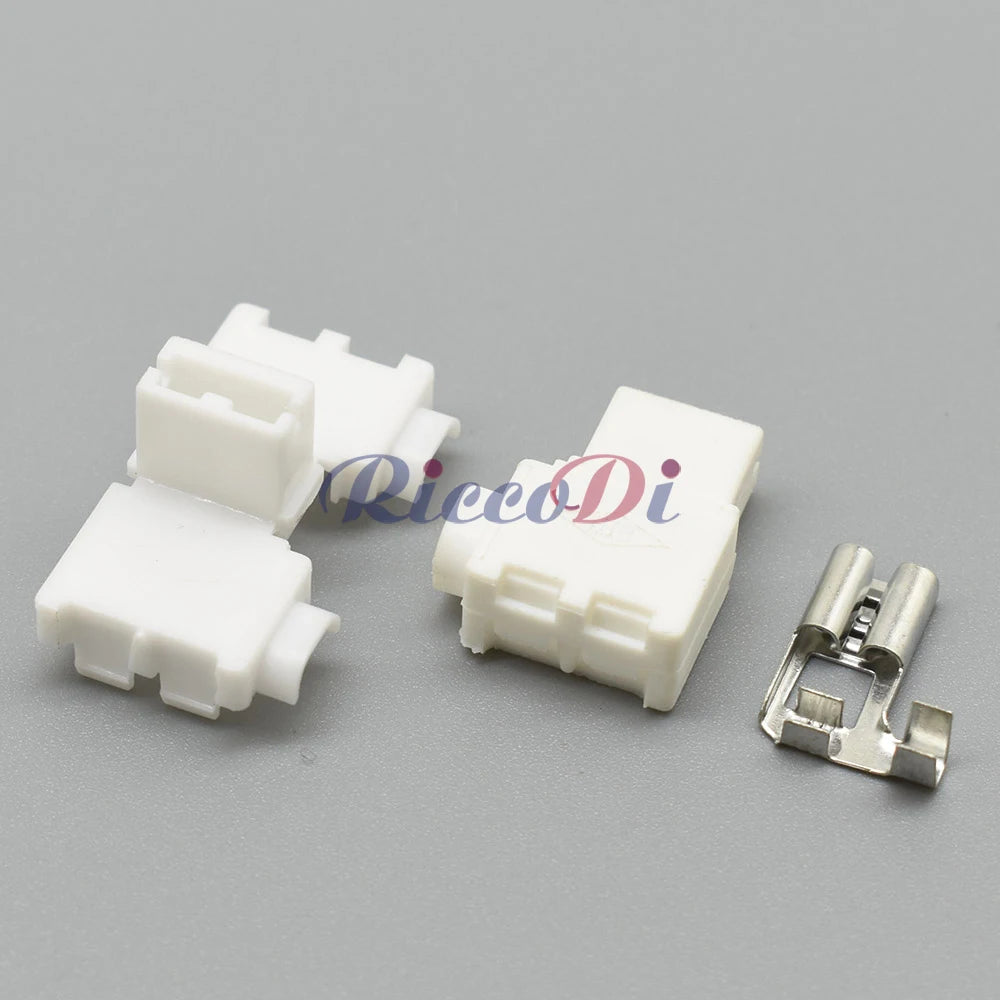 Close-up of terminals on 6.3mm automotive female flag plug 176497-1 showing strong spring contact for reliable electrical connections