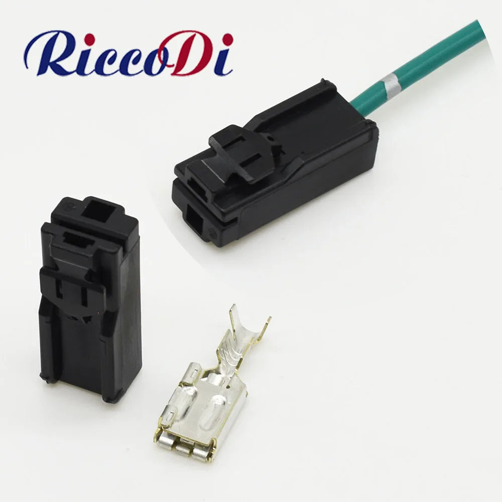 6.3mm series automotive female connector DJ70115Y-6.3-21 with terminal for secure and reliable vehicle wiring
