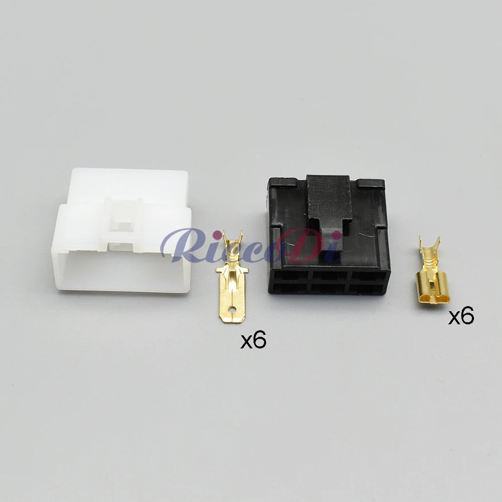 High current 6 pin connector locking structure and PCB socket design