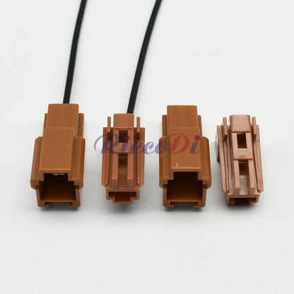 Assembly view of 6098-0232 6098-0234 1 pin automotive connector with cable for secure automotive electrical applications