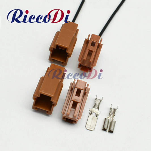 Overview of 6098-0232 6098-0234 6.3mm 1 pin automotive connector plug for secure car wiring harness connection