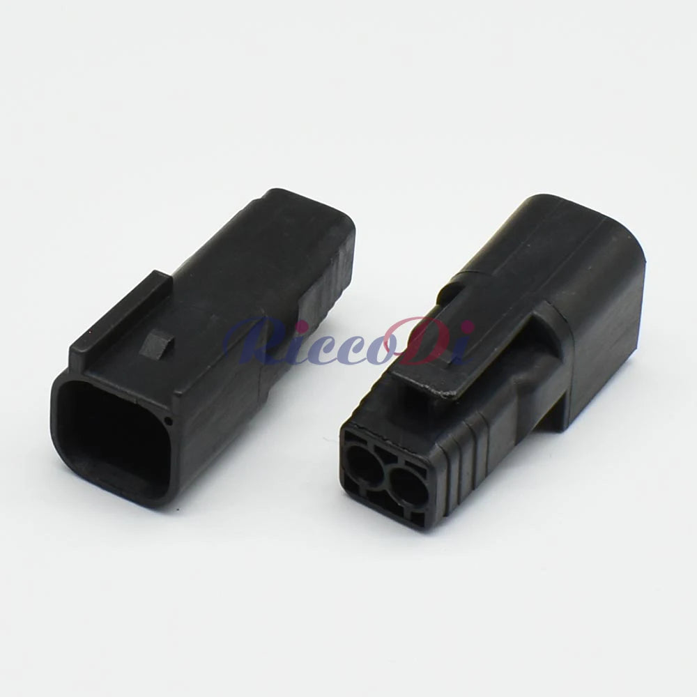 Secure locking mechanism on 6181-6492 2 pin male automotive waterproof plug connector prevents accidental disconnection