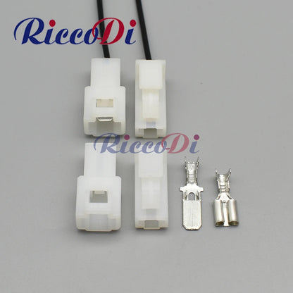 6.3mm automotive male and female unsealed cable wiring connector with white plastic housing for reliable electrical connection