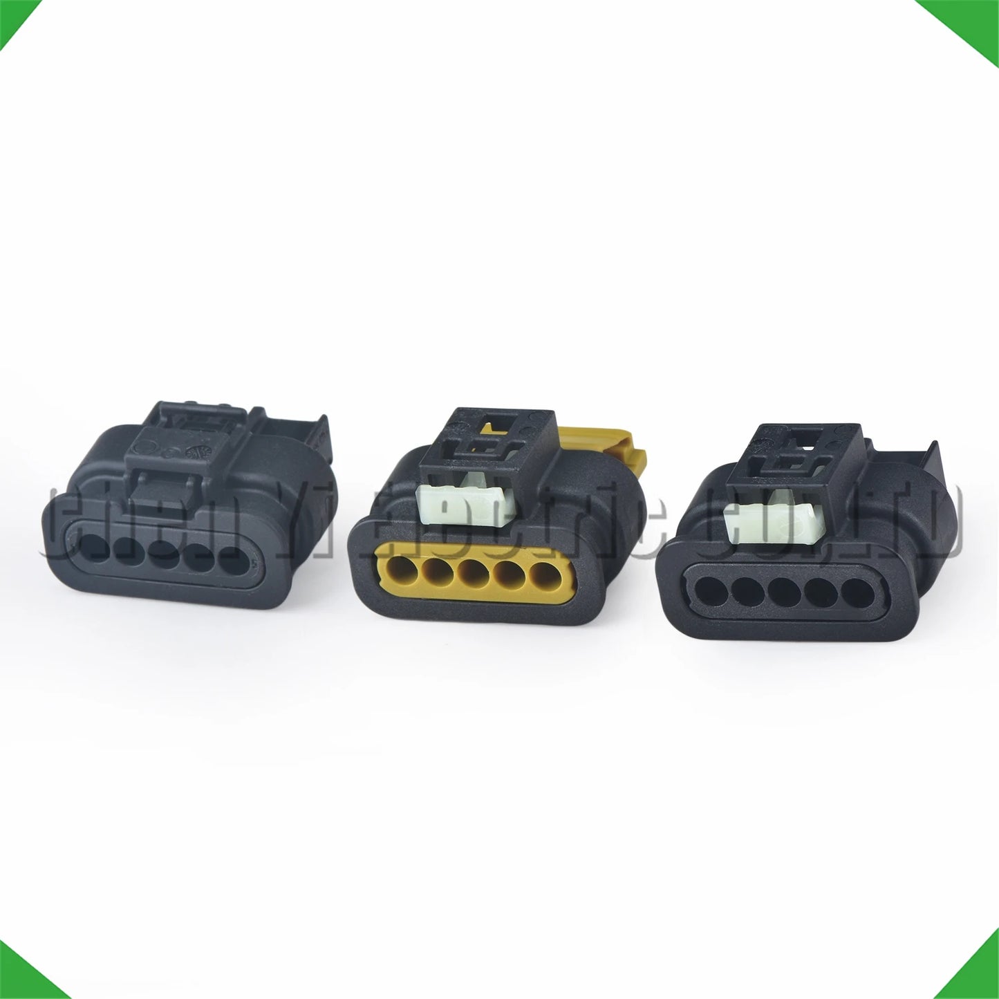 Automotive harness plug 8509445-02 5 pin