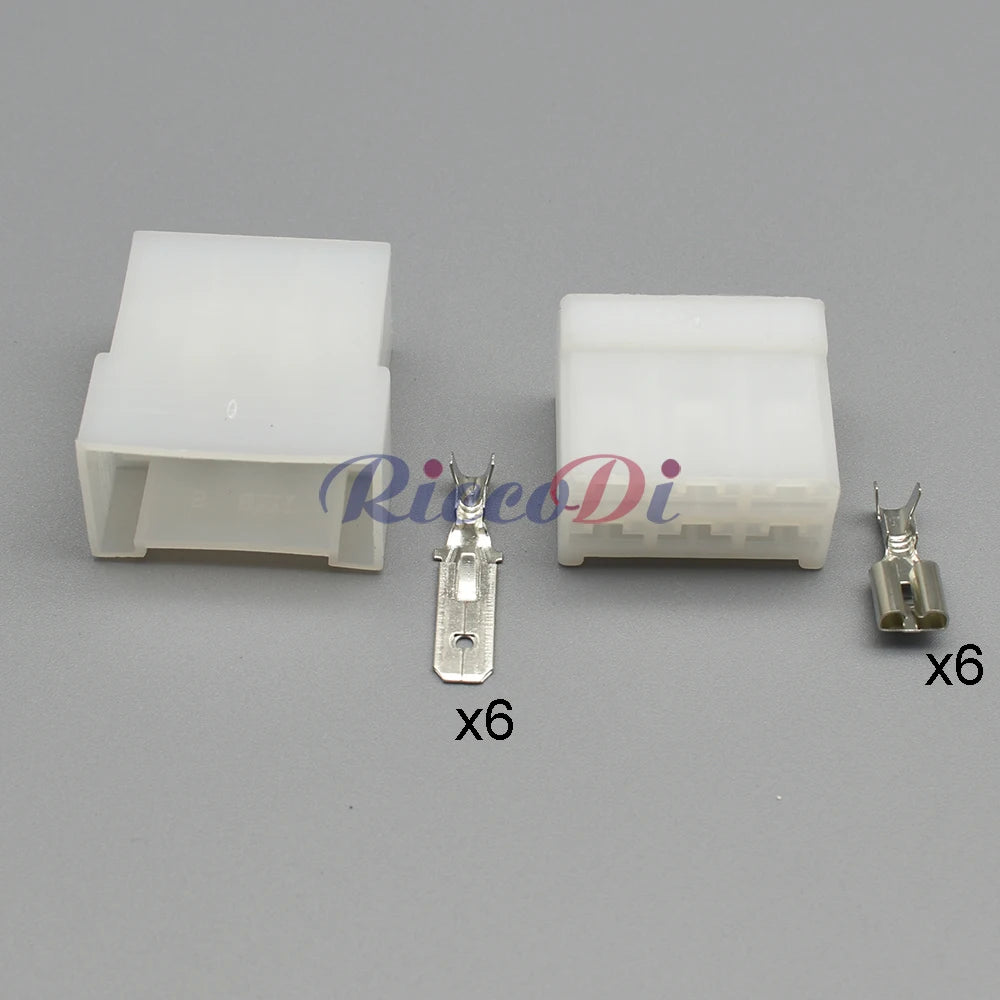 880297-1 automotive electric plug connector with metal pins for cars and motorcycles