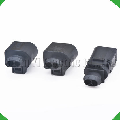 8P0973722 fluid pump wire harness plug for VW Audi