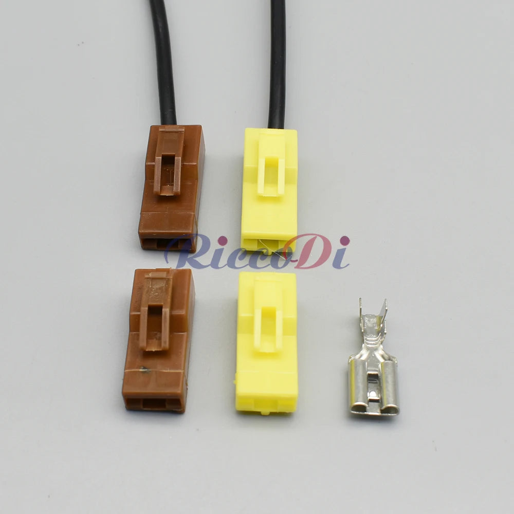 9.5mm automotive female housing connector DJ7015-9.5-21 installed in vehicle fuse box wiring harness for secure electrical connections
