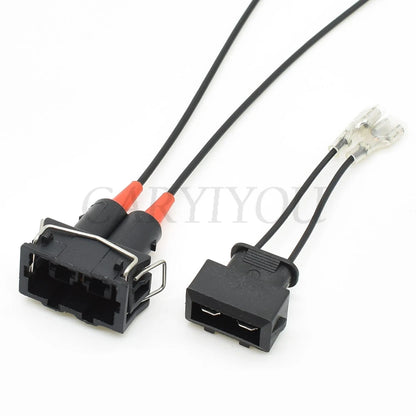 automotive connector pin and seal structure for stable waterproof wire harness connection