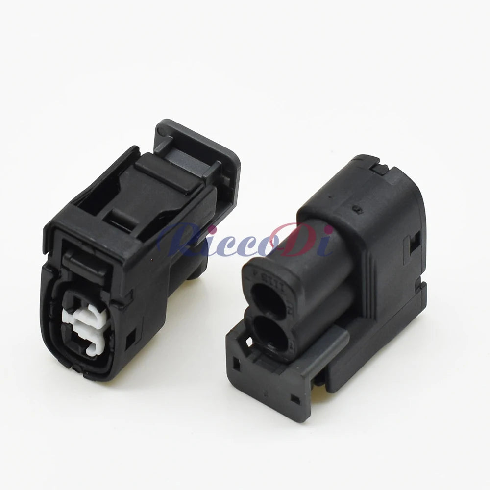 secure 2 pin connector plug for injector wiring in Toyota, Lexus, Hyundai, and Mazda vehicles