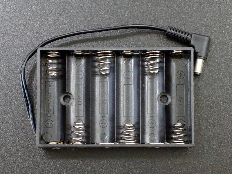 Battery Holder 6 x AA with Right Angle DC Plug