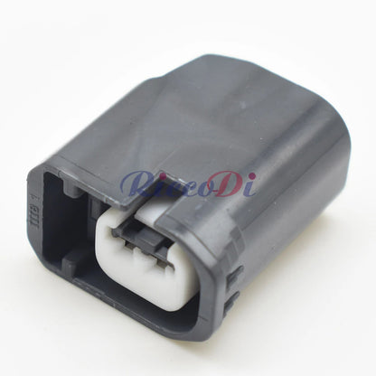 speed sensor car harness connector interface with reliable plug fit and wiring stability