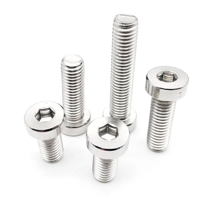 Close_Up_304_Stainless_Steel_Hex_Socket_Low_Profile_Head_Cap_Screw_Detail