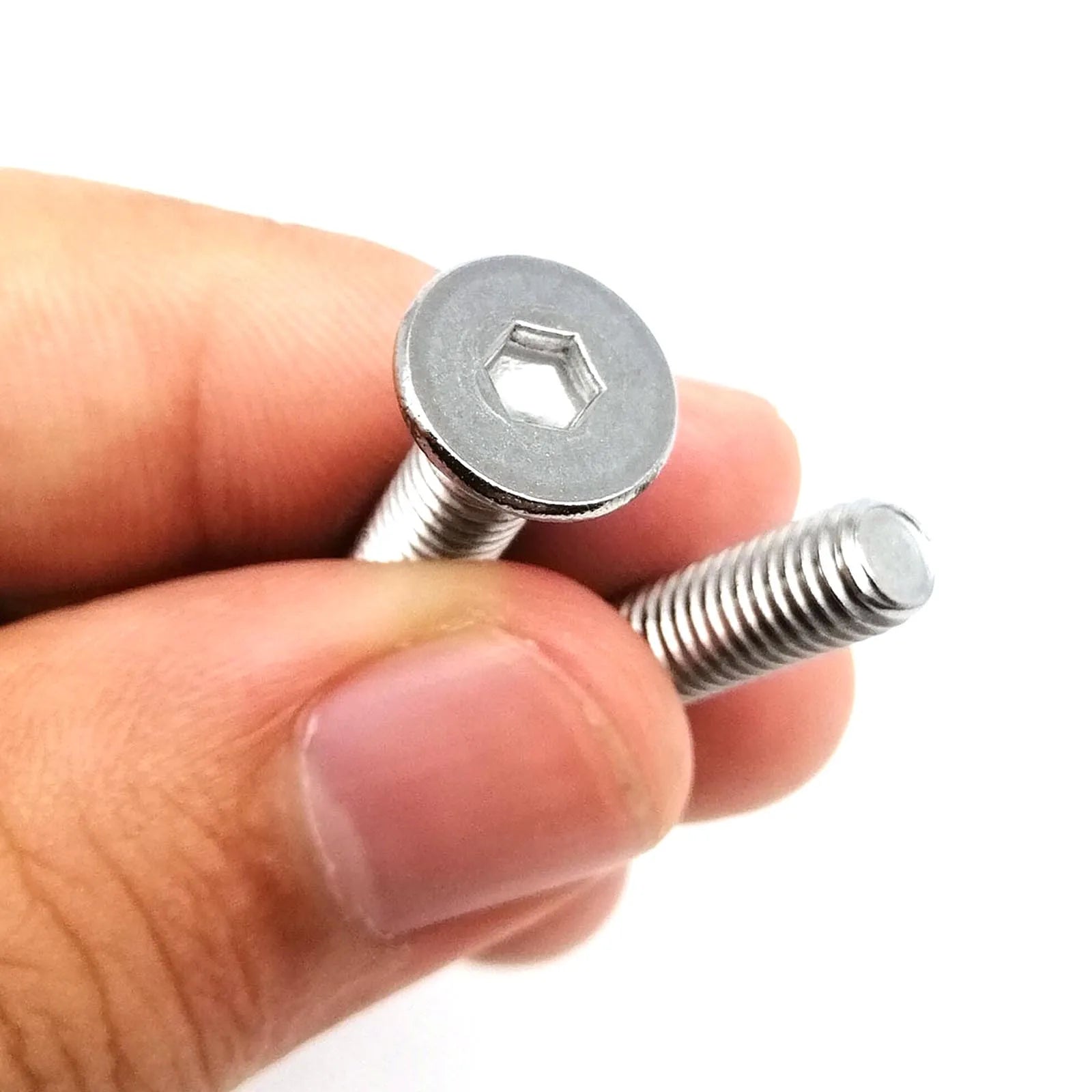 Close_Up_304_Stainless_Steel_Hex_Socket_Wafer_Head_Screw_Detail