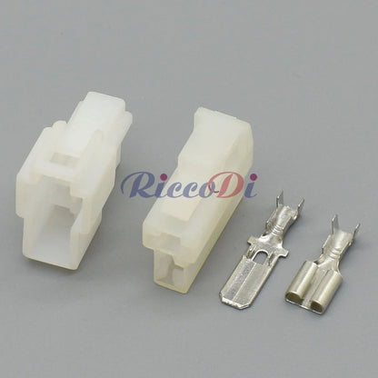 Locking mechanism of DJ7022A 6.3MM 2 pin automotive connector plug for stable and safe car wiring