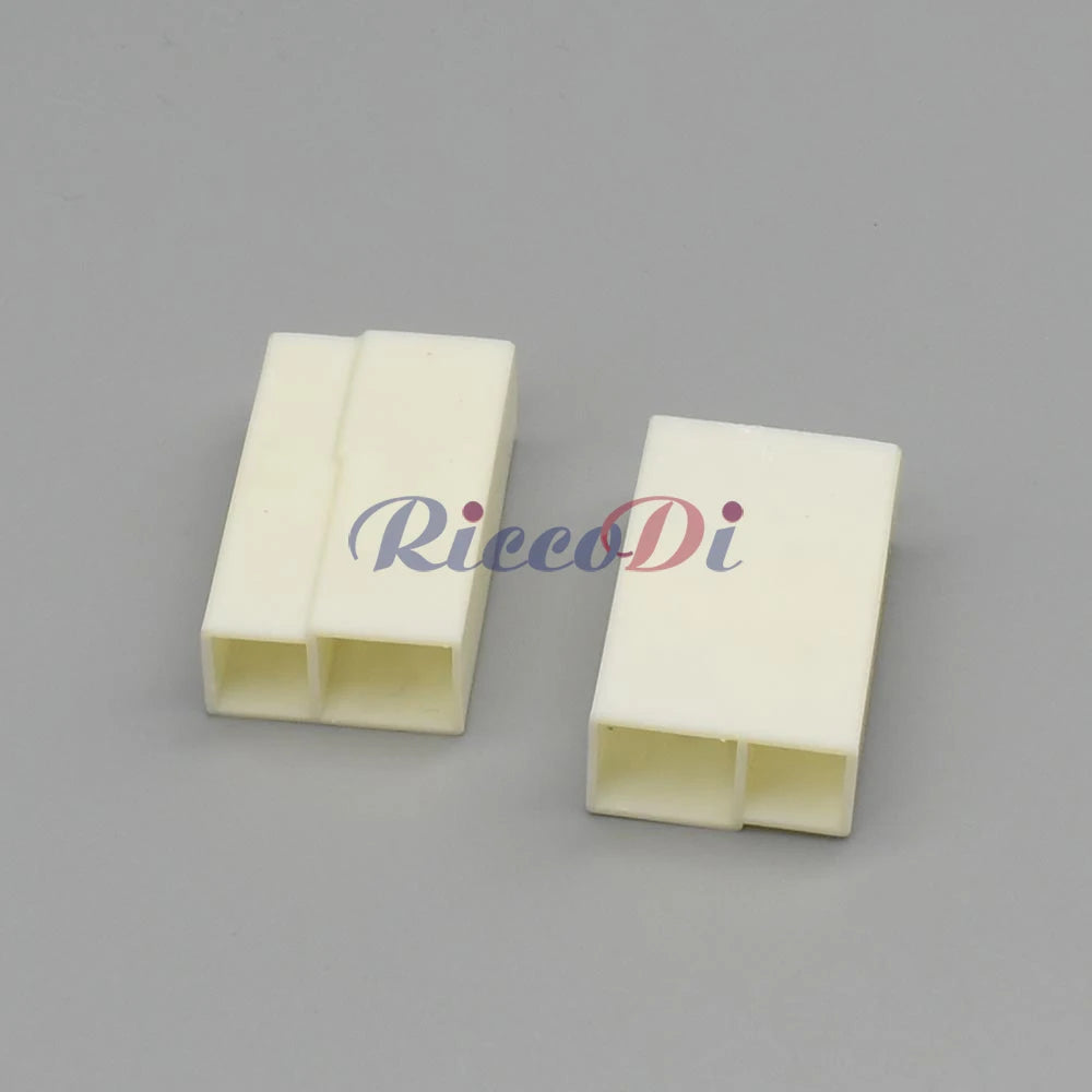 Close-up of terminals on DJ7022A 6.3MM automotive connector plug for secure electrical connections