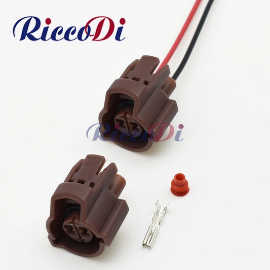 Overview of DJ70248Y-2 automotive waterproof connector plug with terminals and rubber seals for secure car wiring