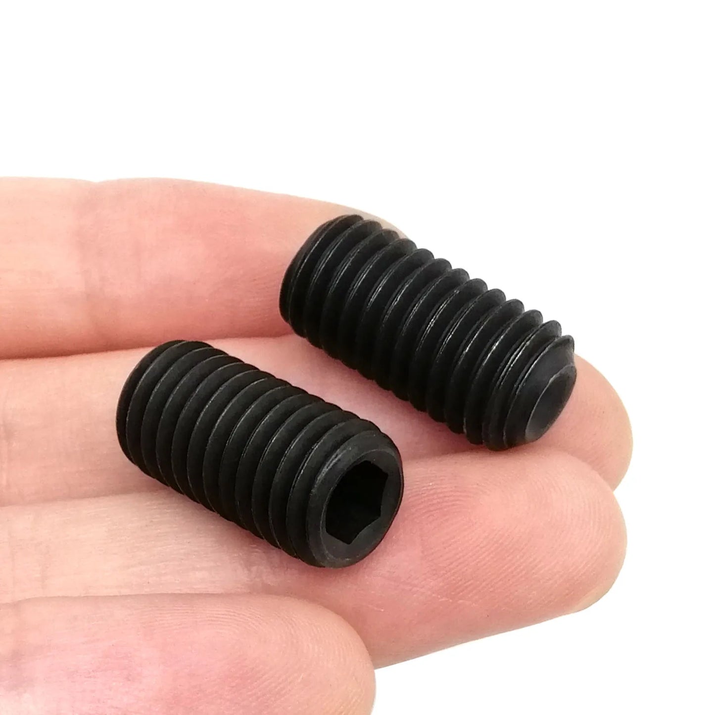 Hex_socket_grub_bolt_M1.6_M12_black_12.9_steel_Allen_cup_point_set_screw