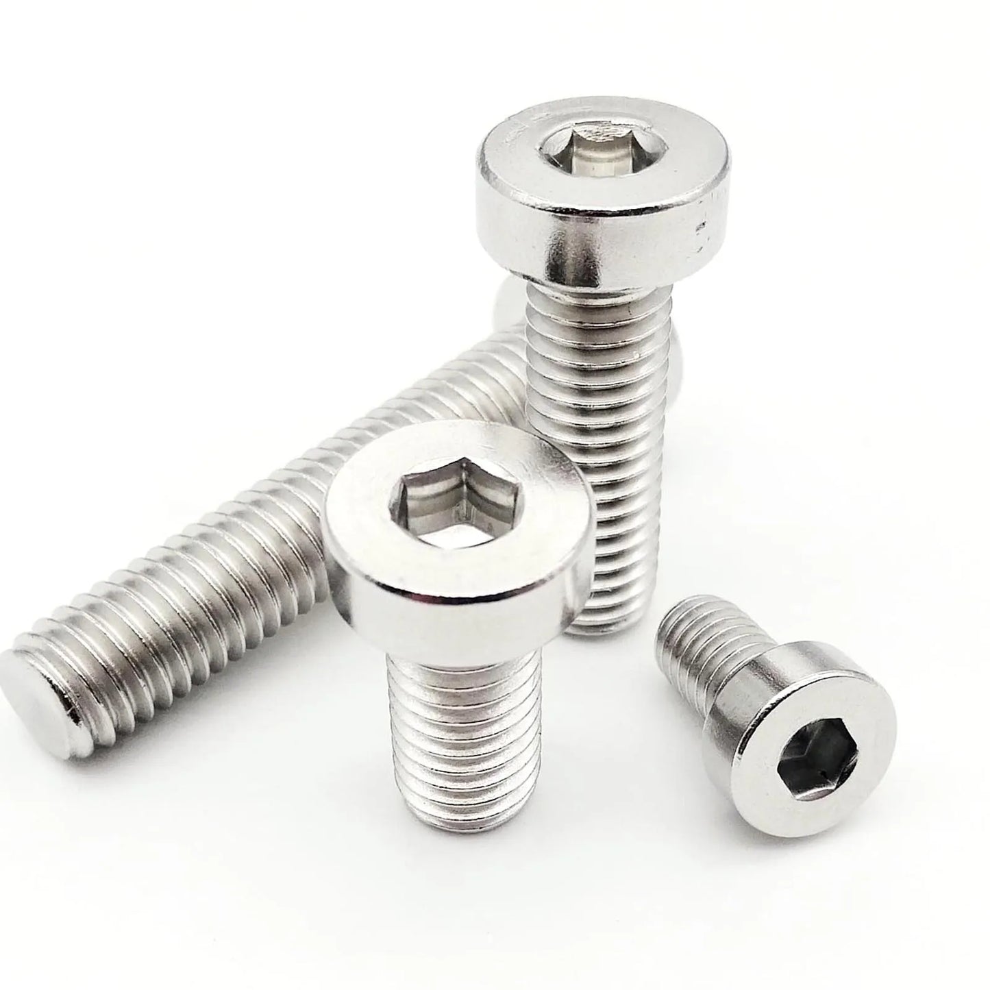 M3_M6_304_Stainless_Steel_Hex_Socket_Low_Profile_Head_Cap_Screws_Front_View