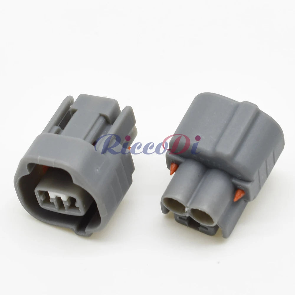 male and female automotive connector interface for 7.8mm wiring harness applications
