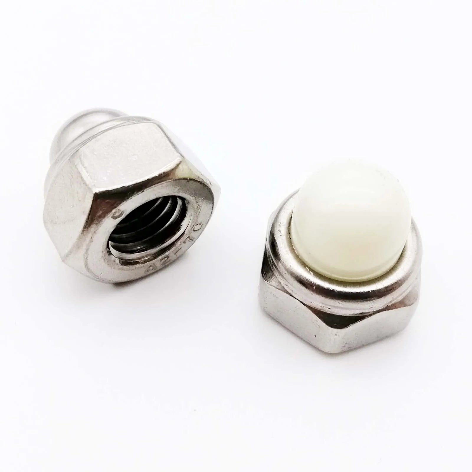 Nylock_Acorn_Cap_Nut_M6_Stainless_Steel