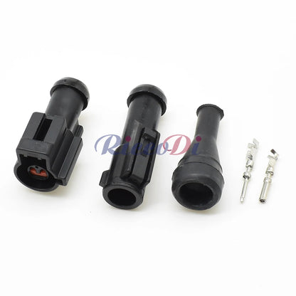 Close-up of terminals on DJ70210-1.5-11/21 waterproof automotive 2 pin sealed connector for reliable connections