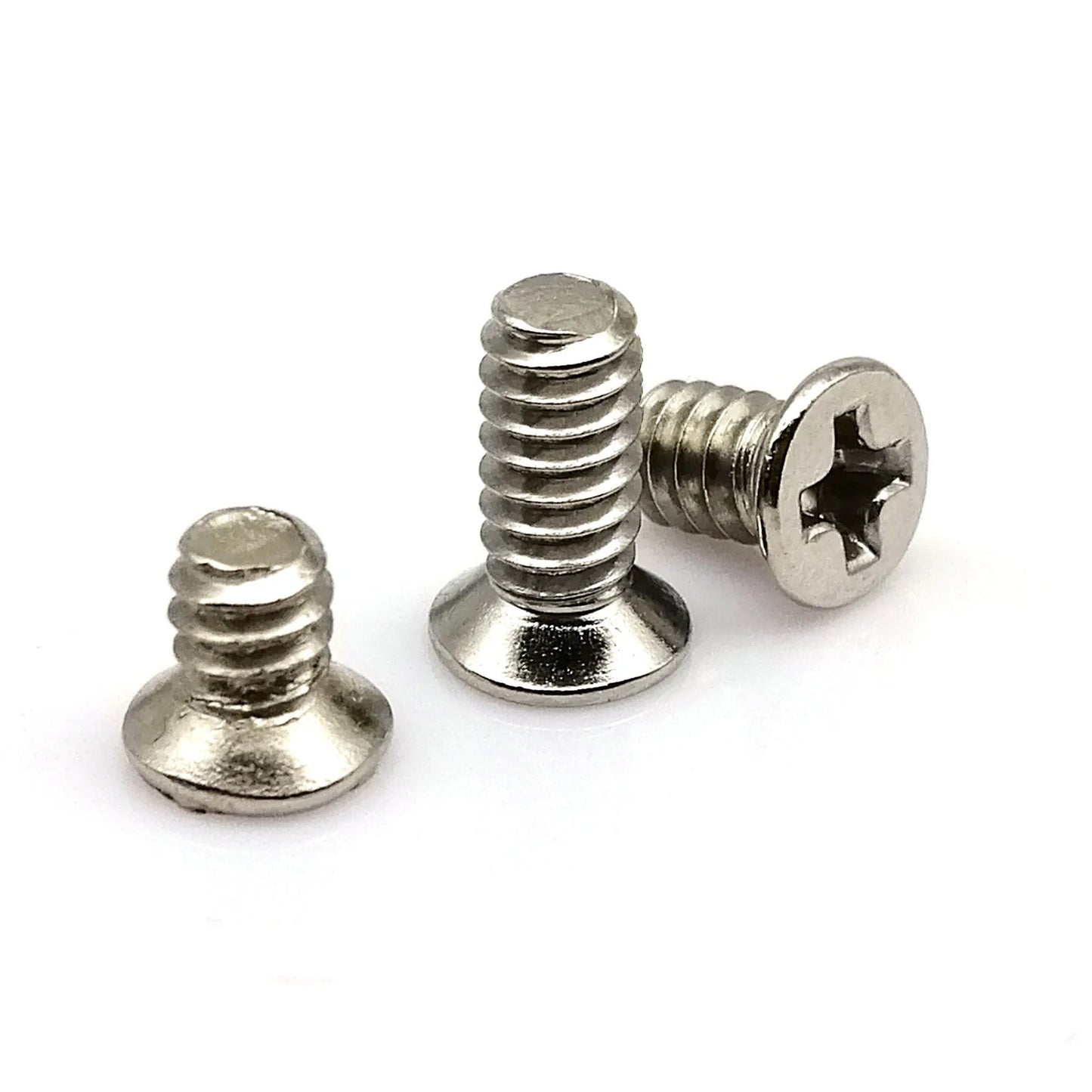 PC_case_and_server_hard_drive_caddy_mounting_Phillips_screw_set