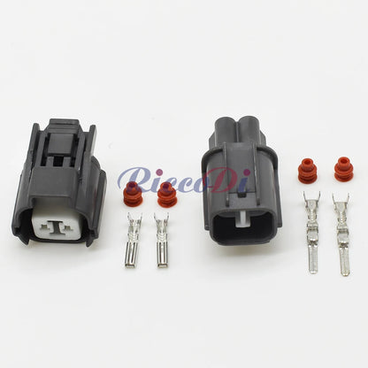 male and female automotive connector plug for rear door lock motor wiring