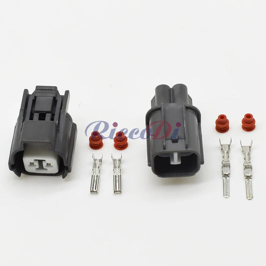 male and female automotive connector plug for rear door lock motor wiring