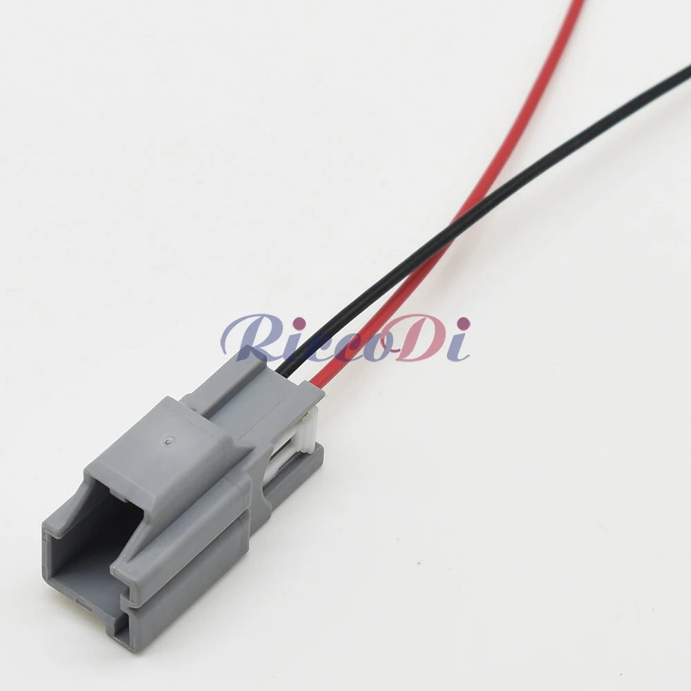 7282-6443-40 / 7283-6443-40 2-Pin Waterproof Automotive Wire Harness Connector Socket