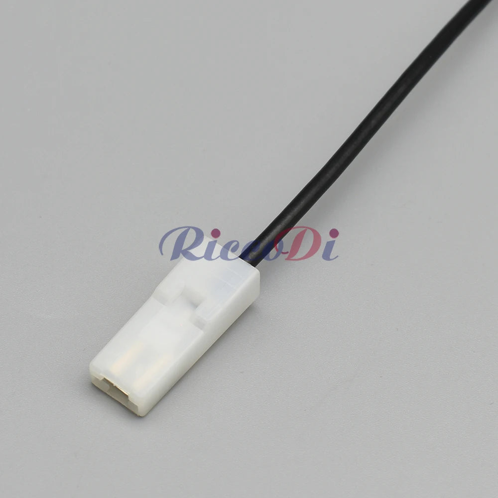1 Pin Unsealed Automotive Wiring Harness Connector with 6.3 mm Terminal Compatible with 336524-1