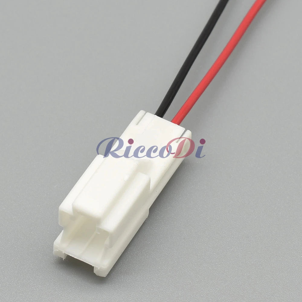 2-Pin Automotive Connector DJ7026Y-2-11 / DJ7026Y-2-21 | 7123-8326 / 7122-8326 | Sealed Light Socket Wiring Harness Plug