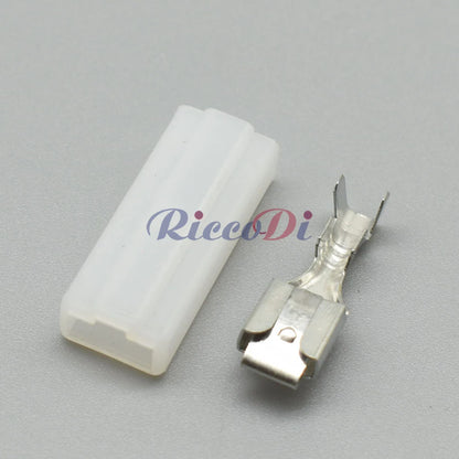 6.3mm Female Automotive Wire Connector Plug with Terminal for Cable, Fuse Box, and Sealed Wiring