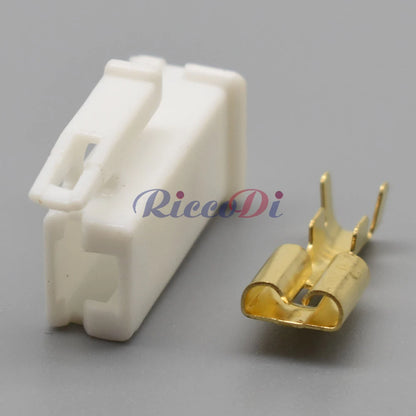 1 Pin Female Automotive Wiring Connector Plug with Terminals Compatible with 191911924 / 191 911 924