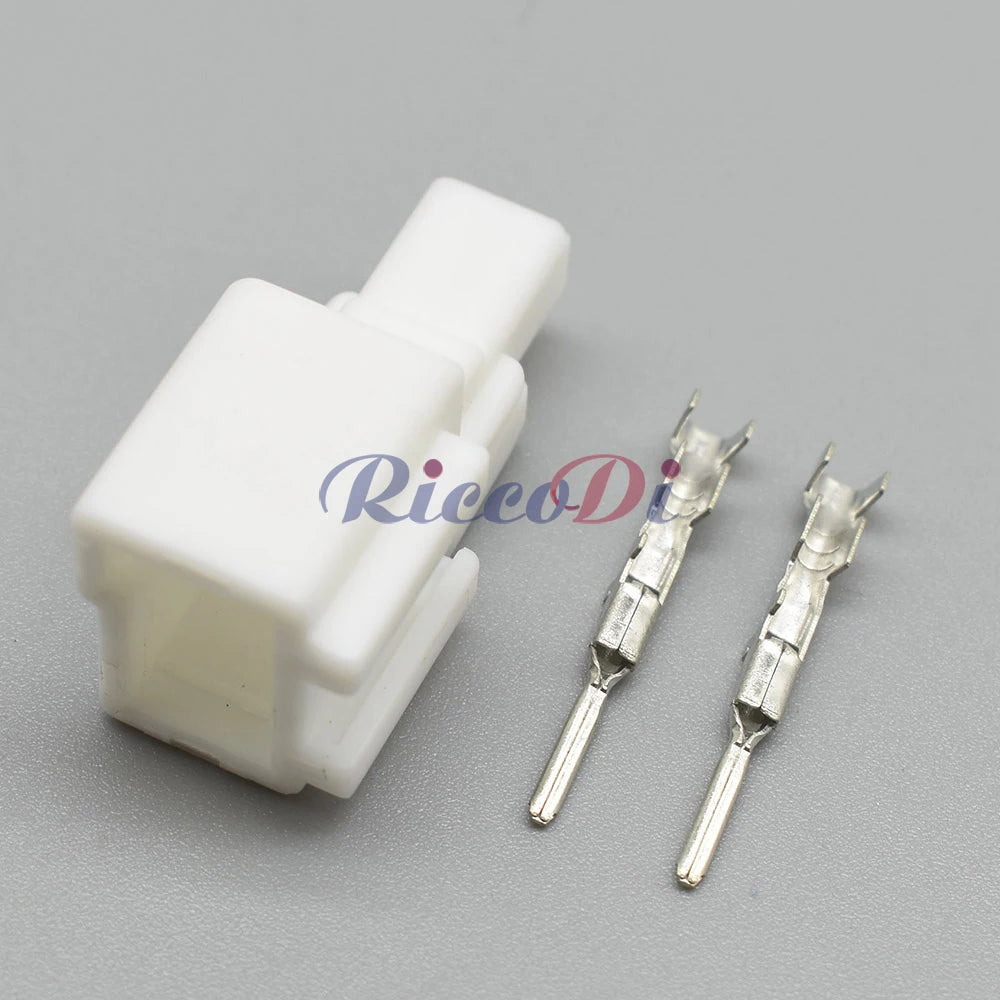 2 Pin 4.8mm Trunk Tail Lamp Connector DJ7026Y-1.2-11/21 PA66 for Kia Carnival KA4