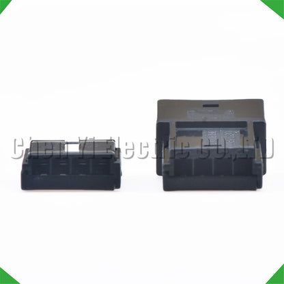 4 Pin Audio Multimedia Connector 8E0972643 For VW Audi