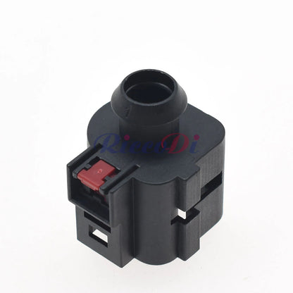 1 Pin 6.3mm Starter Motor Connector 1K0973751 DJ7015A-6.3-21 for VW Audi Golf Sagitar Magotan