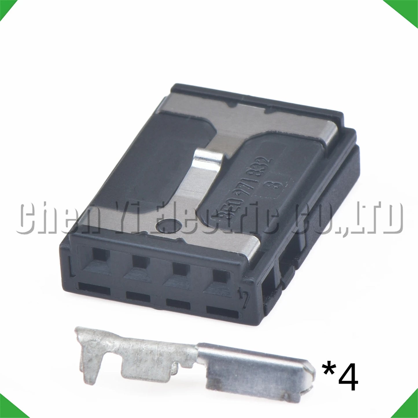 4 Pin Audio Multimedia Connector 8E0972643 For VW Audi