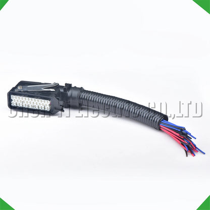 35 Pin ECU Urea Pump Connector 1928491349 1928401982 for SWS