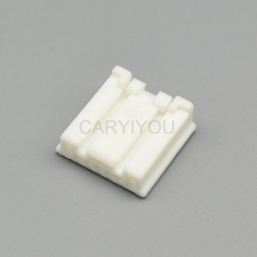Automotive 7-Pin 0.6/1.2 Series Composite Connector — Toyota Central Control Latch Plug Male Female Docking Socket