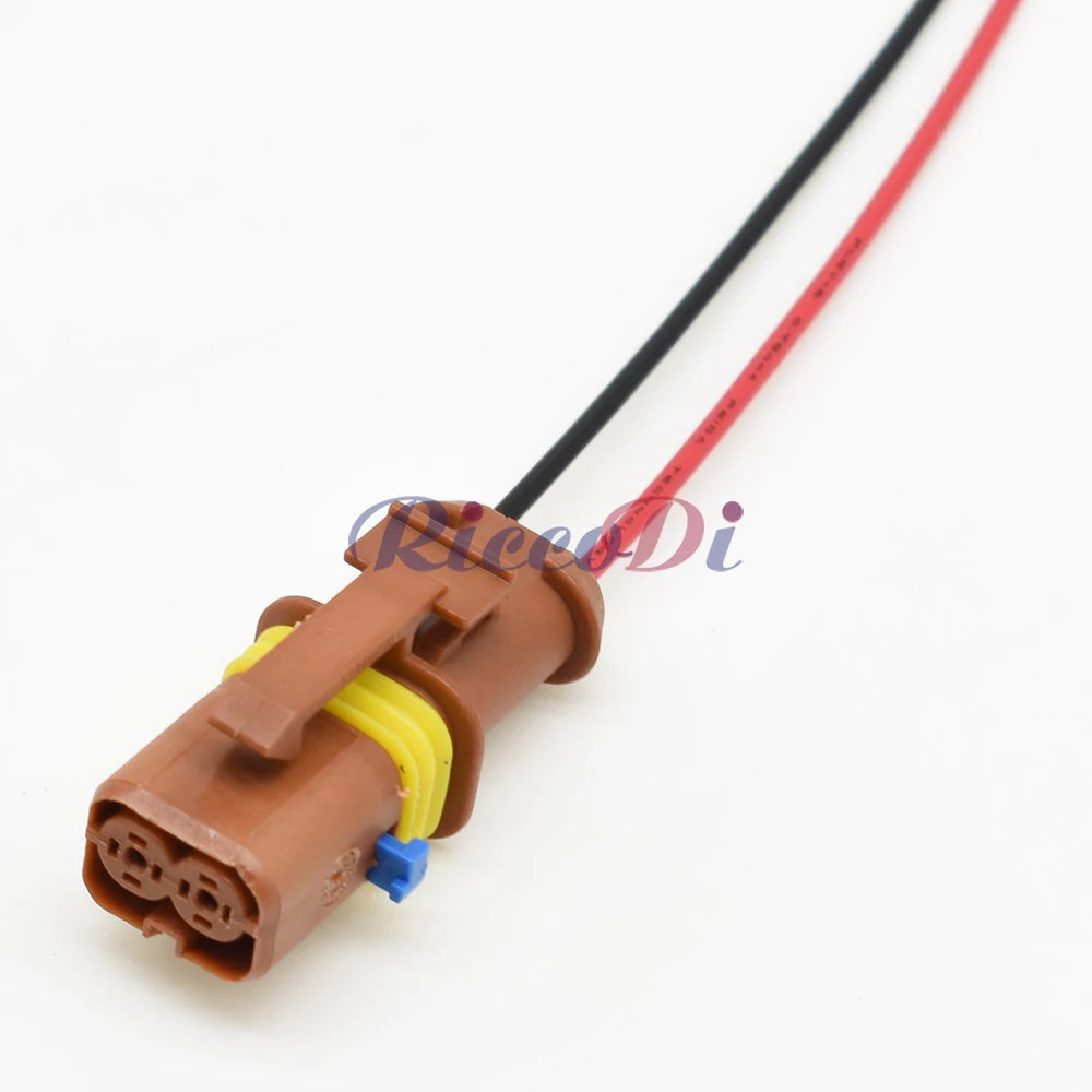 DJ7028A/YC-1.5-21 2-Pin EFI Motor Start Relay Waterproof Female Connector OEM 182860000