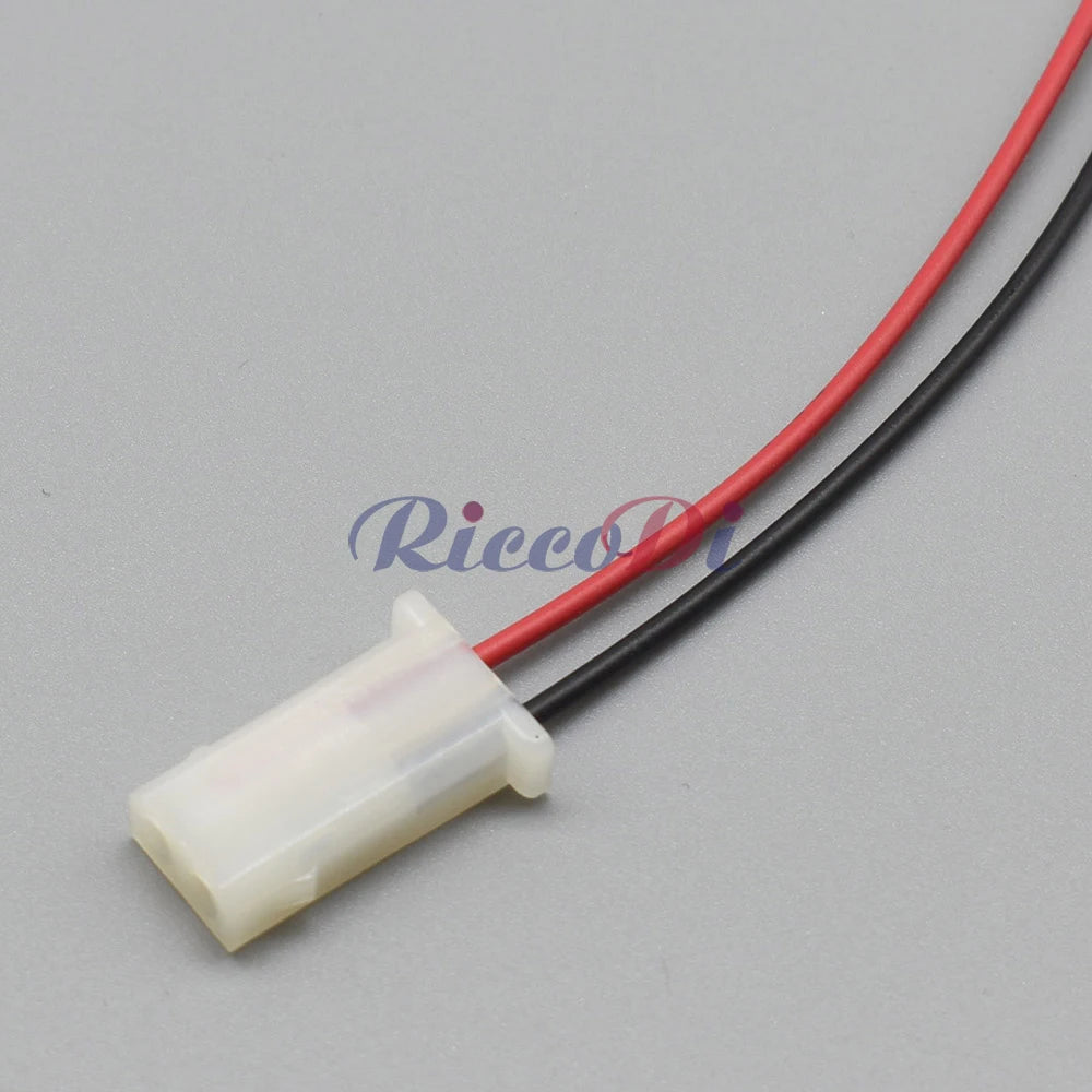 DJ3021-1.5-11/21 2-Pin White Automotive Connector Plug with Wires OEM 173973997A 171971999A
