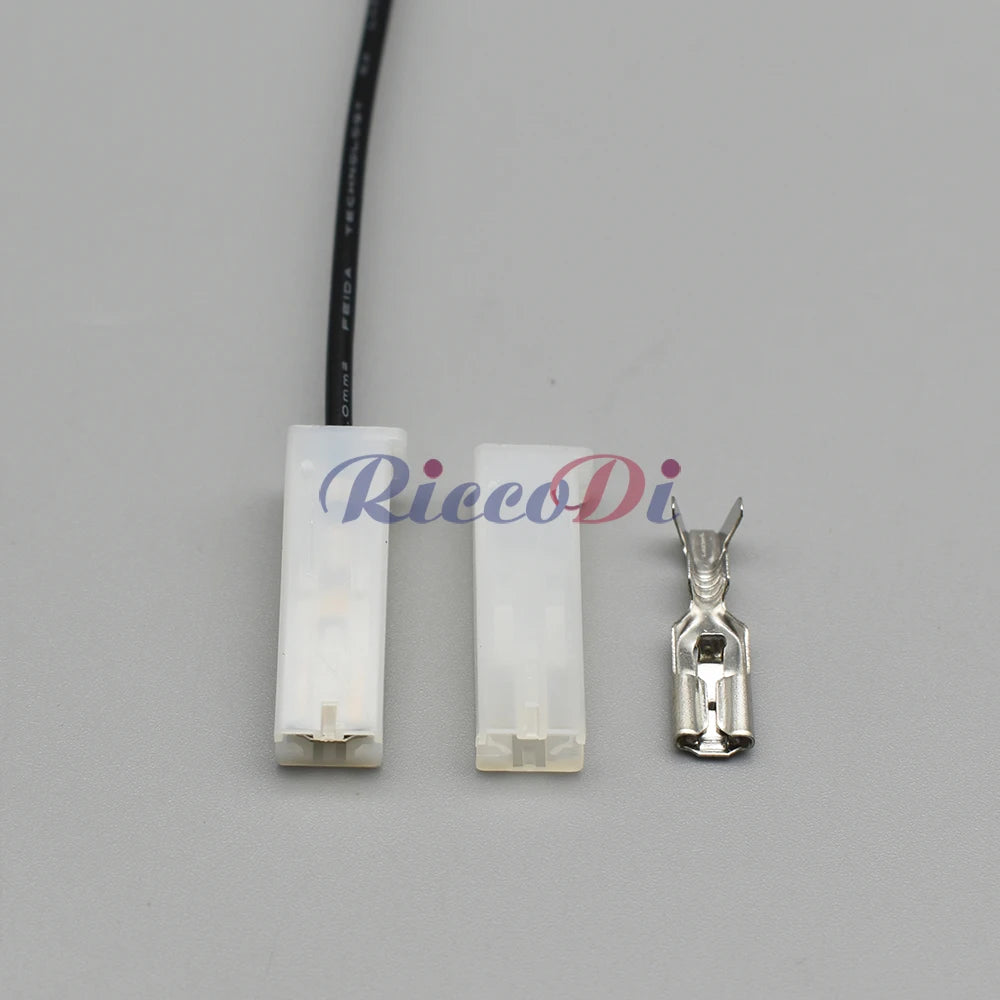 1 Pin 4.8mm Unsealed Connector 172074-2 DJ7018Y-6.3-21 Automotive Plastic Housing Wiring Plug
