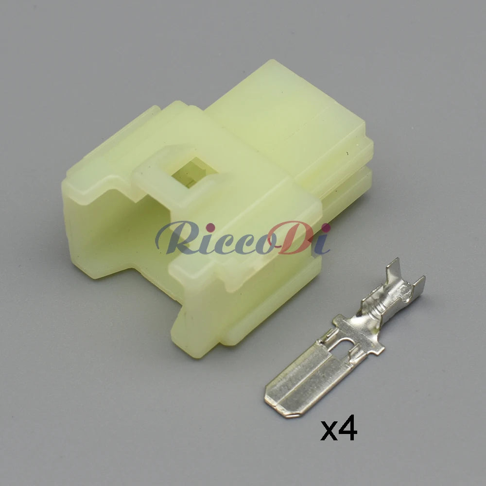 4 Pin Automotive Air Conditioning Heater Blower Resistance Connector Plug DJ7042D-6.3-11/21 for Iveco Baodi Xinyi