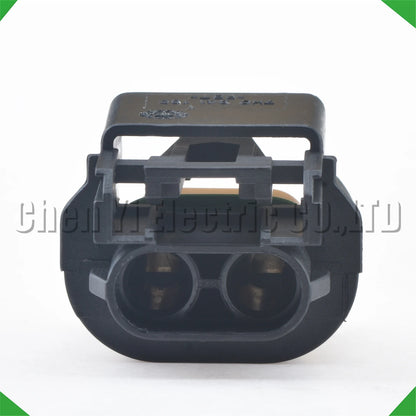 2 Pin Fog Light Connector 15336117 For VW Jetta Golf MK6 Passat Tiguan