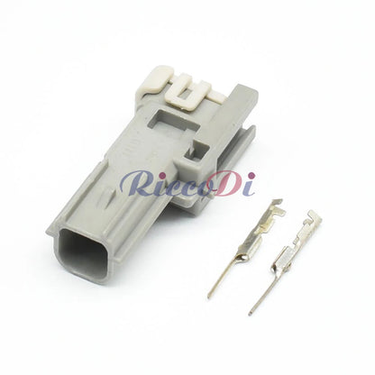 DJ7029Y-0.6-11 / 70230A-1-21 Automotive 2-Pin 0.6mm Wire Connector Set with Terminals