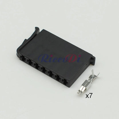 DJ7072-2.8-21 Automotive 7-Pin 2.8mm Female Connector — Wiring Harness Socket with Terminals